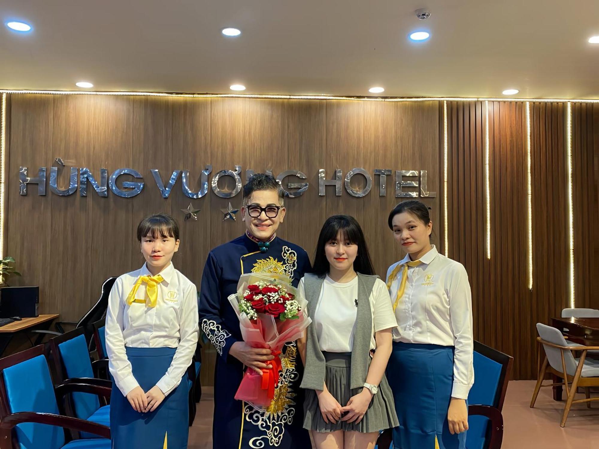 Khach San Hung Vuong Quang Ngai Hotel Bagian luar foto