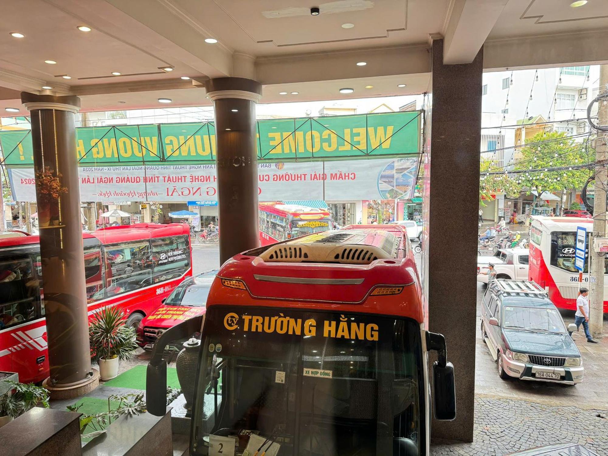 Khach San Hung Vuong Quang Ngai Hotel Bagian luar foto