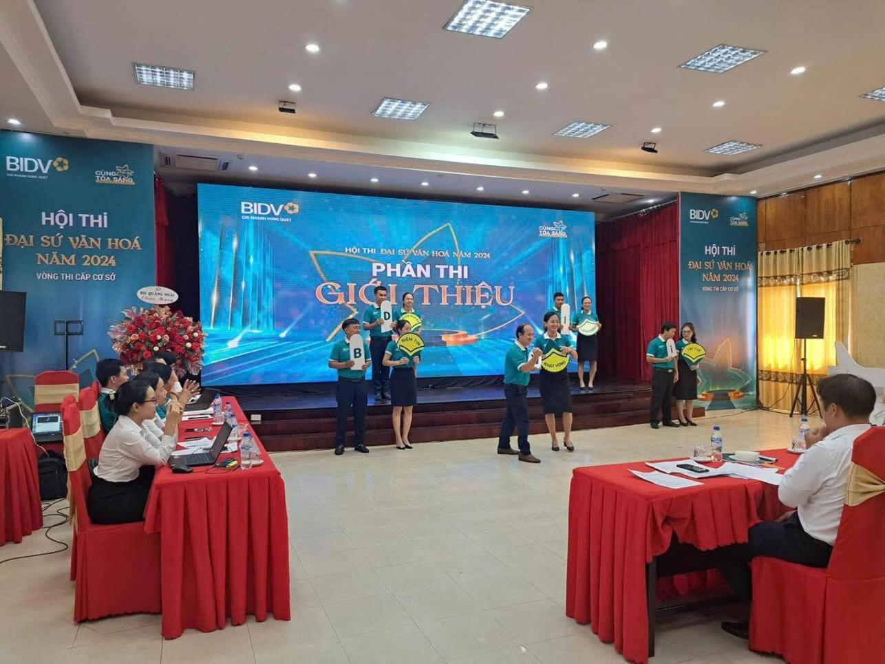 Khach San Hung Vuong Quang Ngai Hotel Bagian luar foto