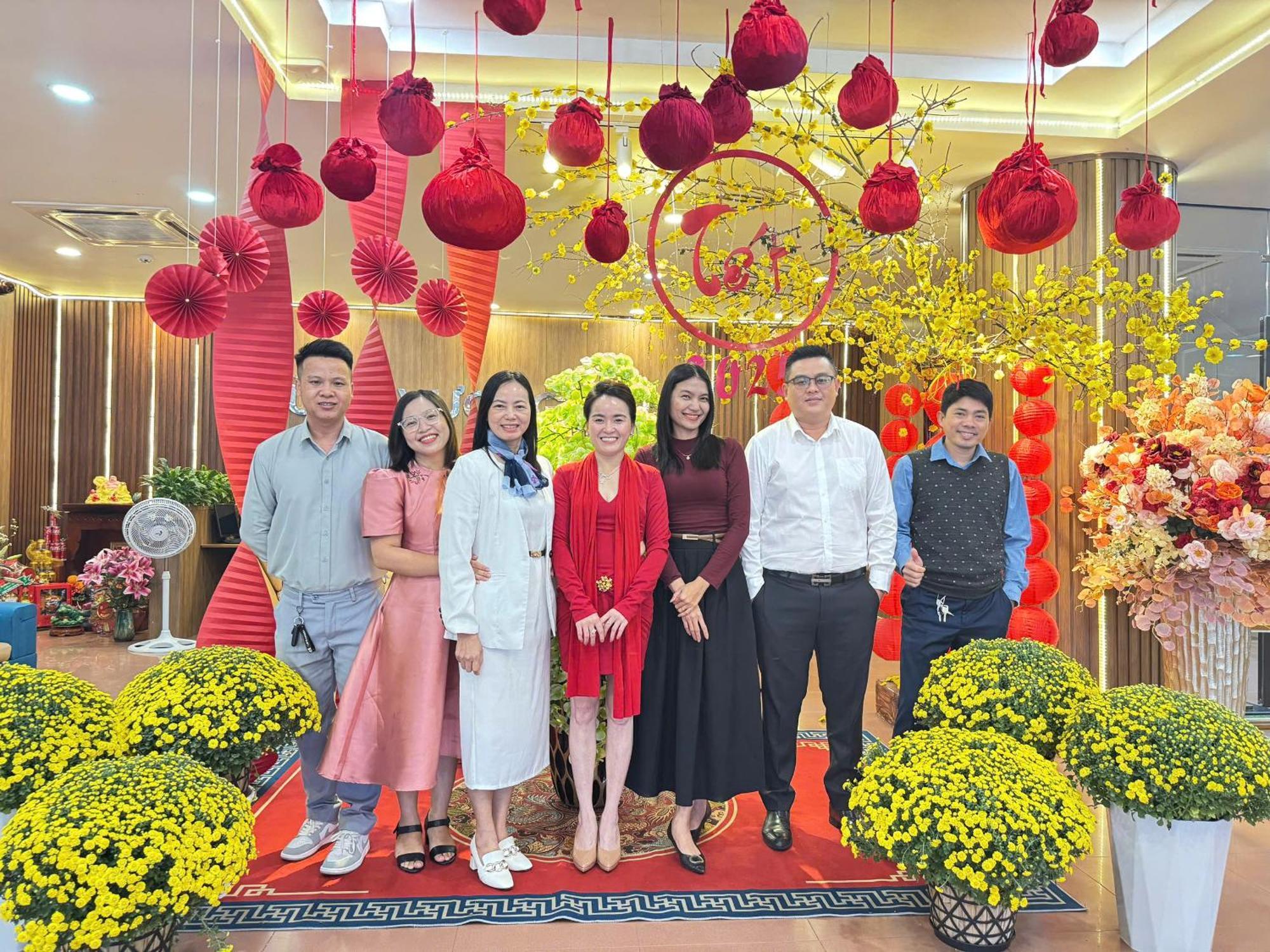 Khach San Hung Vuong Quang Ngai Hotel Bagian luar foto